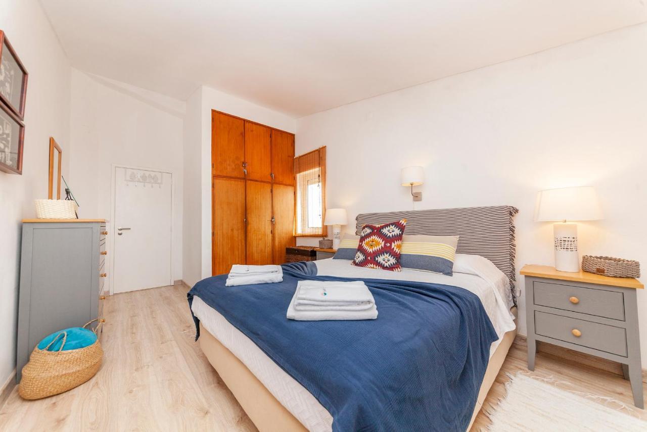 C18 - Church Square Apartment In Praia Da Luz Экстерьер фото